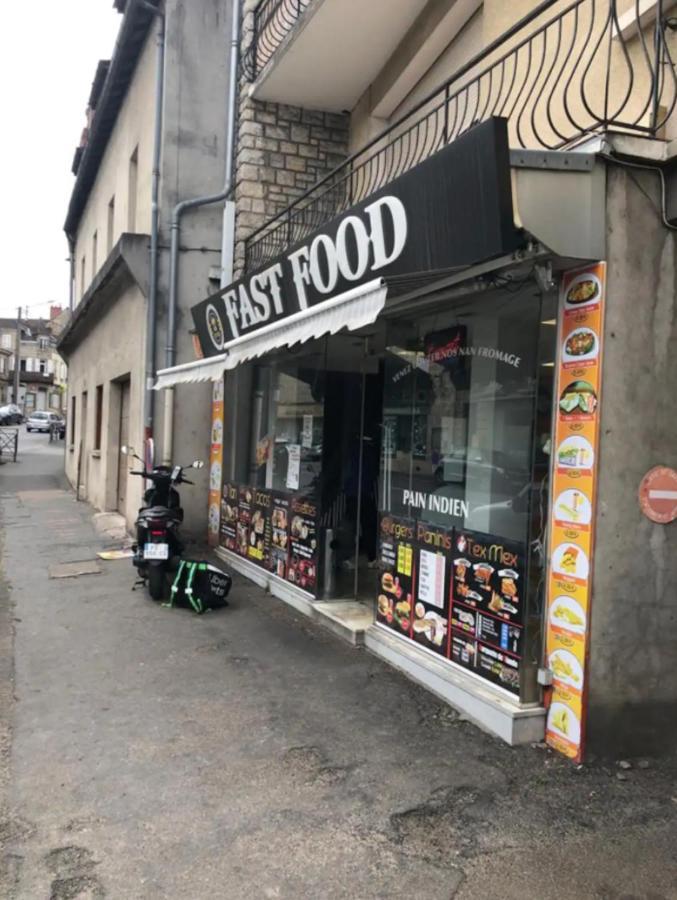 Logement A Brive, Proche Centre-Ville Et Gare, Avec Climatisation - Internet Fibre - Stationnements Gratuit Bagian luar foto