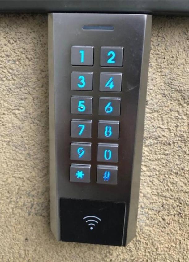 Logement A Brive, Proche Centre-Ville Et Gare, Avec Climatisation - Internet Fibre - Stationnements Gratuit Bagian luar foto